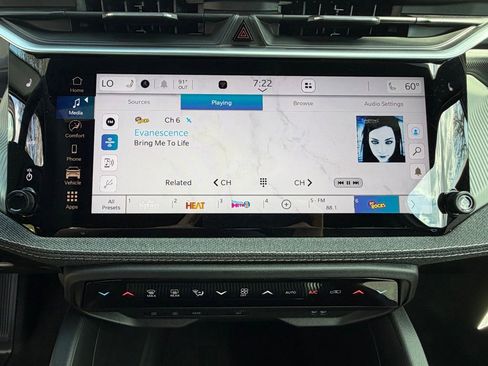 New 2026 Jeep Cherokee Laredo image 18