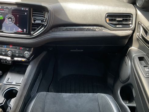 Used 2022 Dodge Durango SRT w/ SRT Interior Appearance Group AWD/4WD image 25