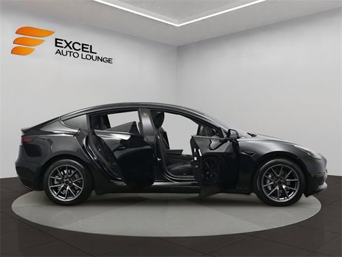 Used 2022 Tesla Model 3 Long Range image 46