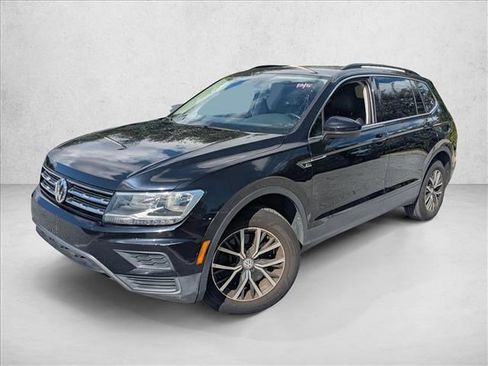 Used 2019 Volkswagen Tiguan SE w/ Panoramic Sunroof Package image 1