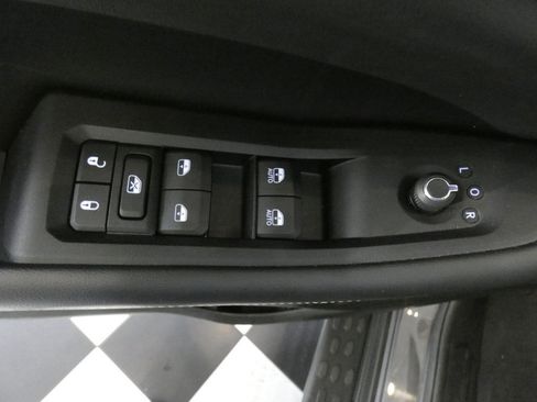 Used 2024 Jeep Grand Cherokee Altitude AWD/4WD image 21