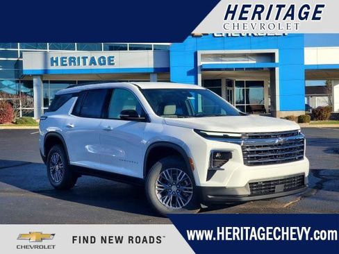 New 2026 Chevrolet Traverse LT w/ LPO, Floor Liner Package image 1