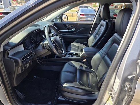 Used 2021 Lincoln Corsair FWD image 10