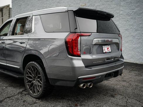 Used 2021 GMC Yukon Denali image 12