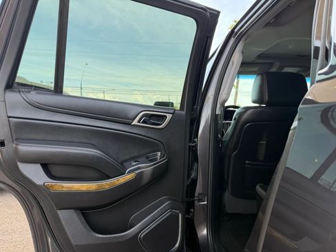 Used 2016 GMC Yukon Denali w/ Open Road Package AWD/4WD image 37