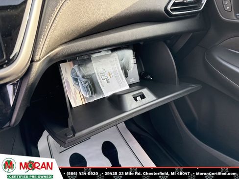 Used 2022 Chevrolet Bolt EUV LT w/ Comfort Package image 19