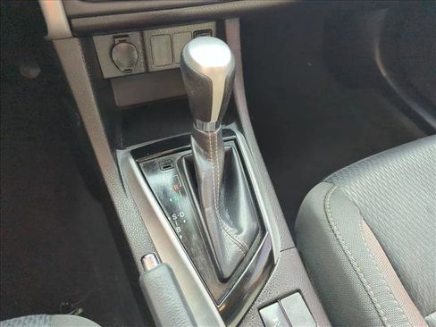 Used 2017 Toyota Corolla LE image 11