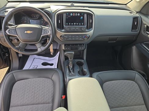 Used 2016 Chevrolet Colorado Z71 AWD/4WD image 27