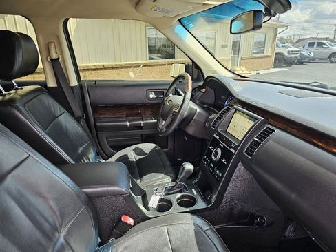 Used 2019 Ford Flex Limited image 19