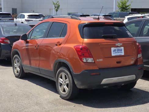 Used 2015 Chevrolet Trax LT w/ LT Sun and Sound Package AWD/4WD image 4