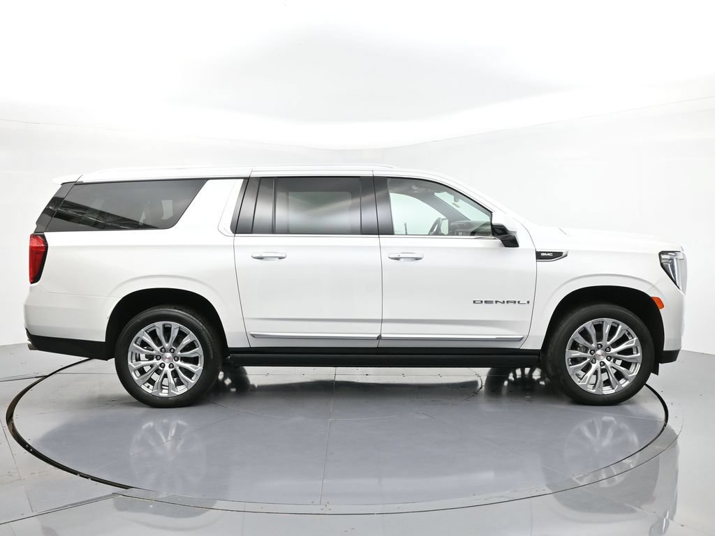Used 2023 GMC Yukon XL Denali w/ Max Trailering Package AWD/4WD image 6
