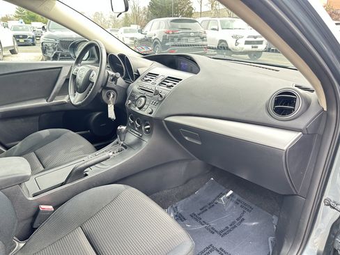 Used 2012 MAZDA MAZDA3 i Touring image 30