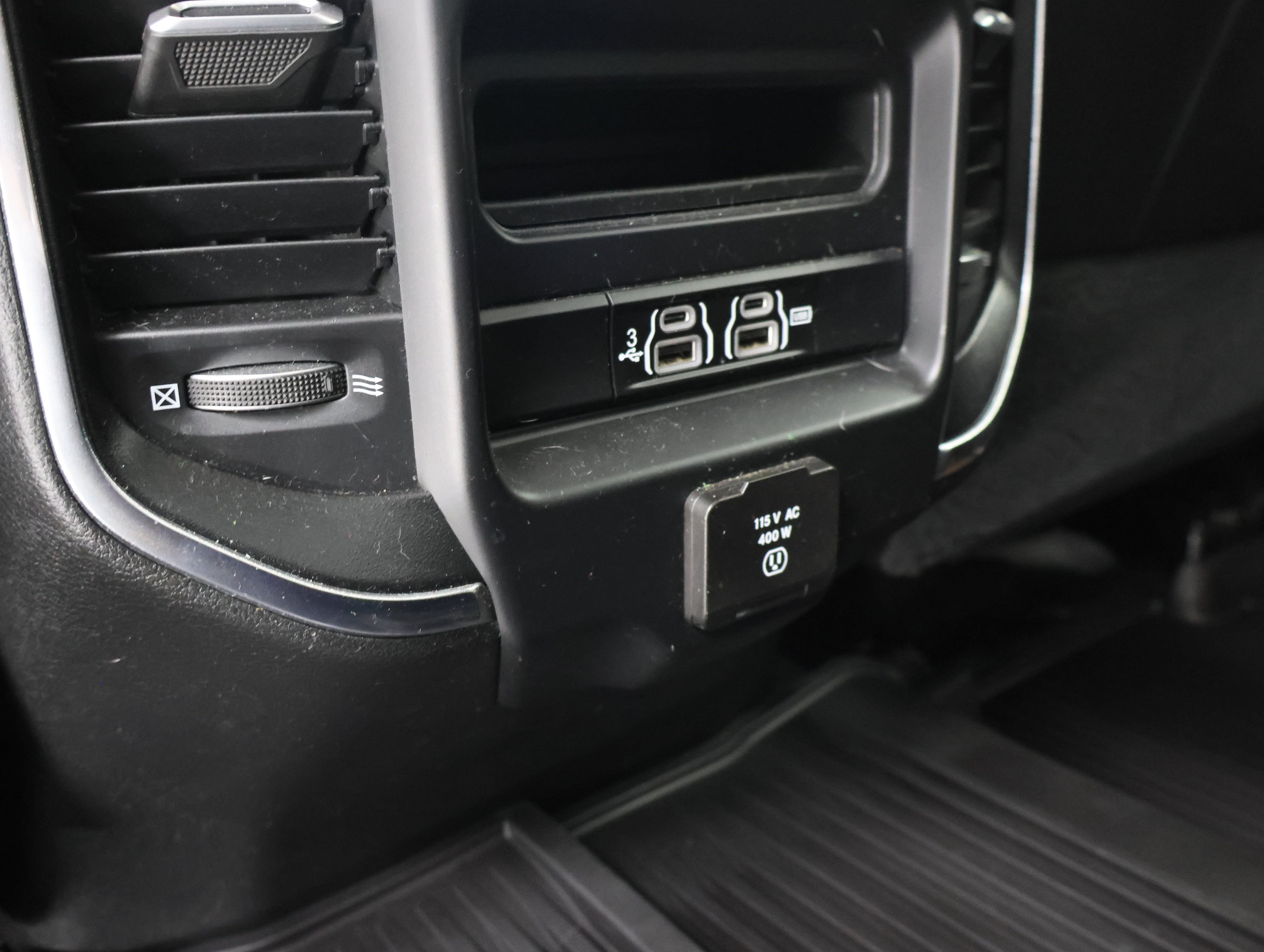 Used 2019 RAM 3500 Laramie AWD/4WD image 33