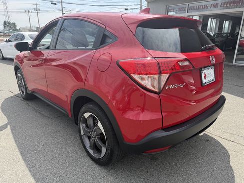 Used 2018 Honda HR-V EX image 5