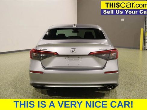 Used 2022 Honda Civic Sport image 6