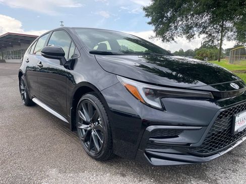 New 2026 Toyota Corolla SE FWD image 9