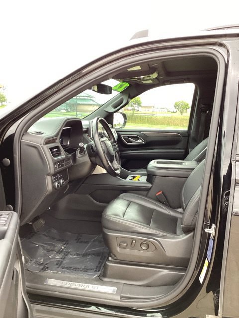 Used 2022 Chevrolet Suburban Z71 AWD/4WD image 10