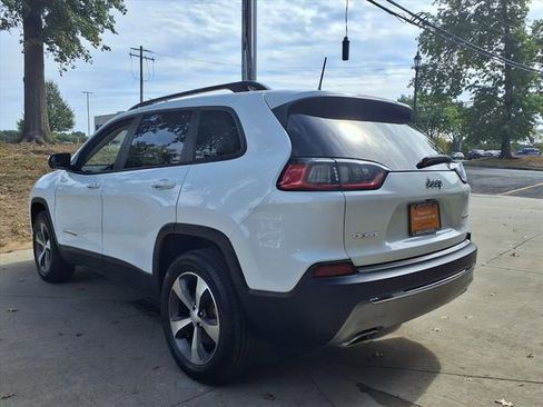 Used 2022 Jeep Cherokee Limited image 5