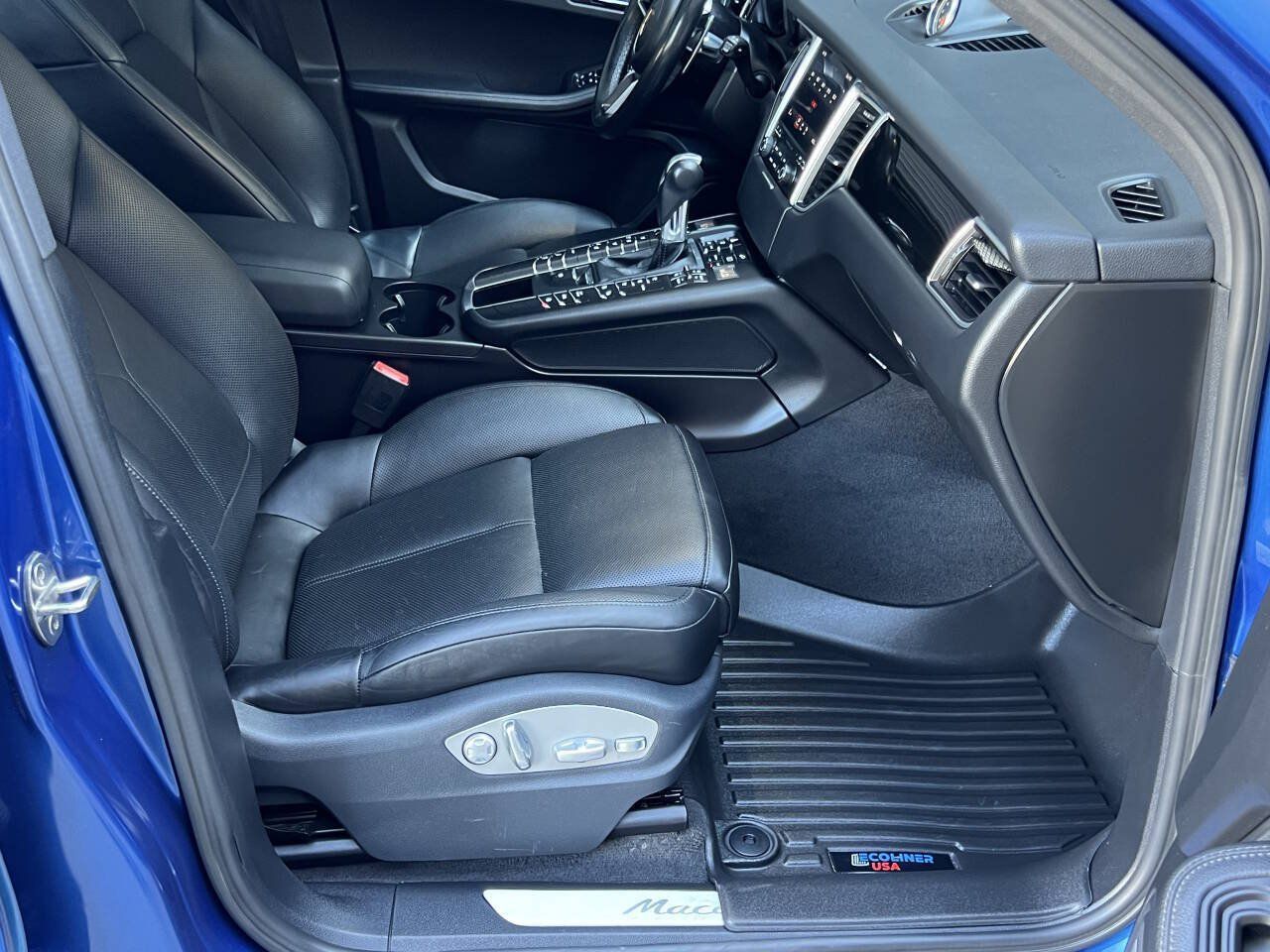 Used 2017 Porsche Macan S AWD/4WD image 18