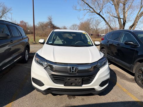 Used 2019 Honda HR-V LX image 6