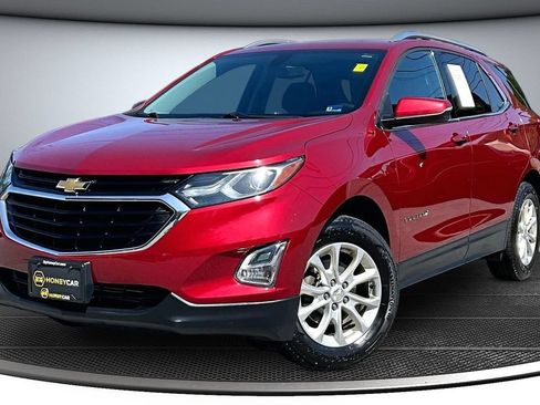 Used 2018 Chevrolet Equinox LT w/ Sun & Infotainment Package AWD/4WD image 3