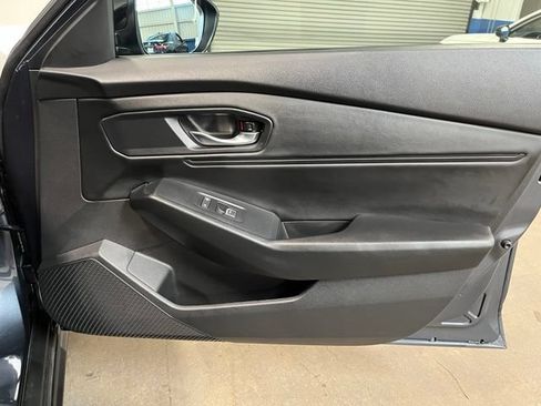 Used 2025 Honda Accord SE image 11