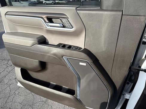 Used 2023 GMC Sierra 1500 SLT w/ SLT Premium Package image 13