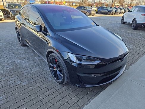 Used 2026 Tesla Model X Plaid image 3
