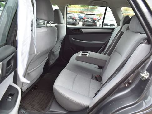 Used 2018 Subaru Outback 2.5i AWD/4WD image 31
