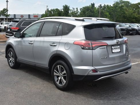 Used 2016 Toyota RAV4 XLE w/ Convenience Package AWD/4WD image 9