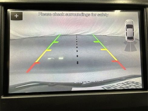 Used 2017 Ford Fusion SE w/ Fusion SE Technology Package image 17