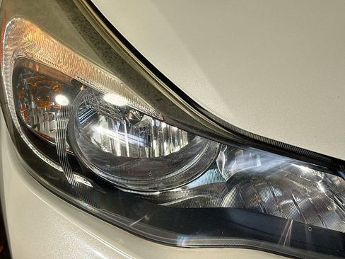 Used 2015 Subaru Crosstrek 2.0i Premium image 35