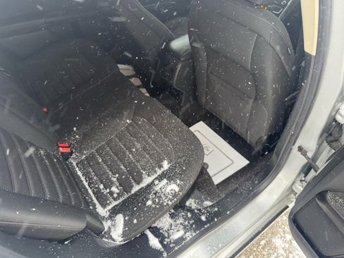 Used 2019 Ford Fusion SE image 11