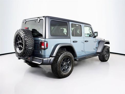 Used 2024 Jeep Wrangler Unlimited Sport AWD/4WD image 11