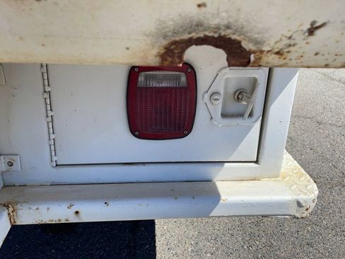 Used 2019 GMC Sierra 3500 2WD Regular Cab image 40