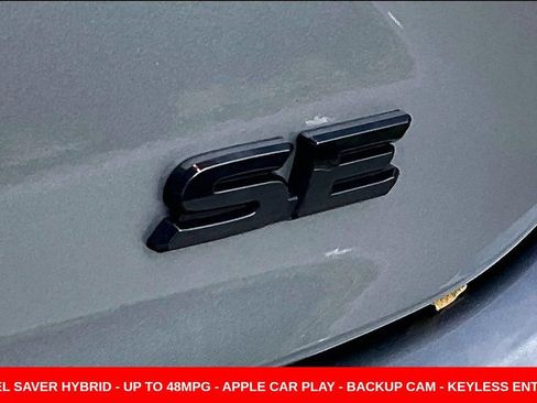 Used 2025 Toyota Camry SE FWD image 23
