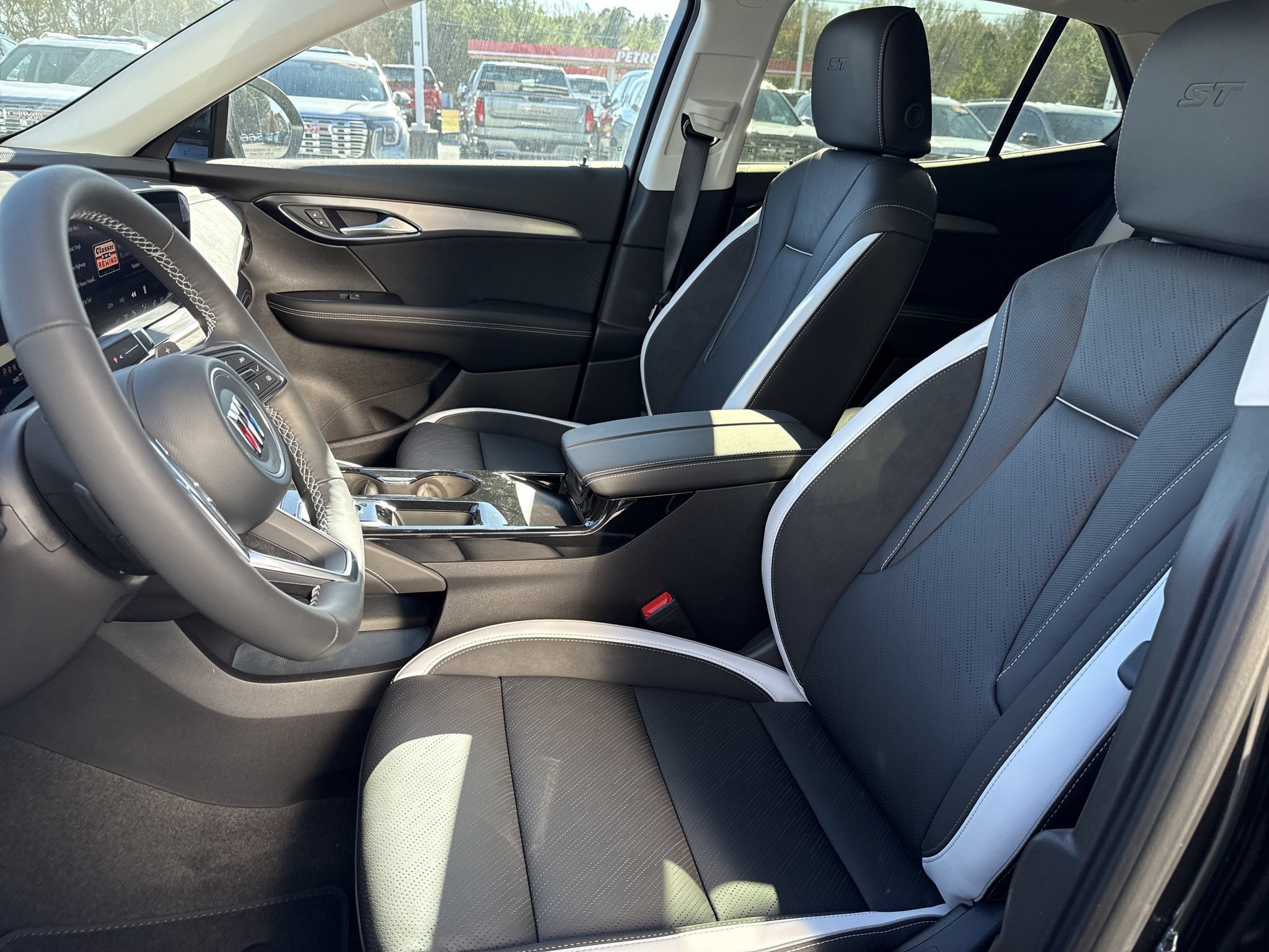 New 2026 Buick Envision Sport Touring AWD/4WD image 11