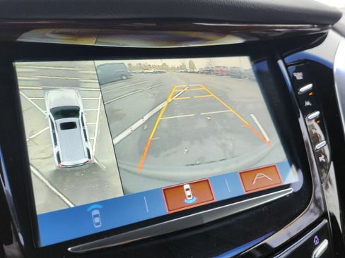 Used 2018 Cadillac Escalade Luxury image 5