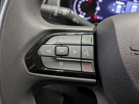 Used 2025 RAM ProMaster 2500 w/ U-Haul Equipment Group FWD image 17