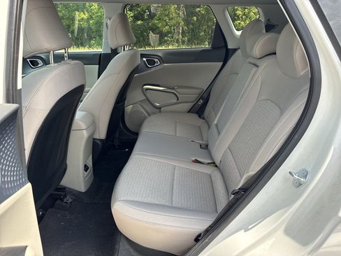 Used 2024 Kia Soul EX FWD image 20