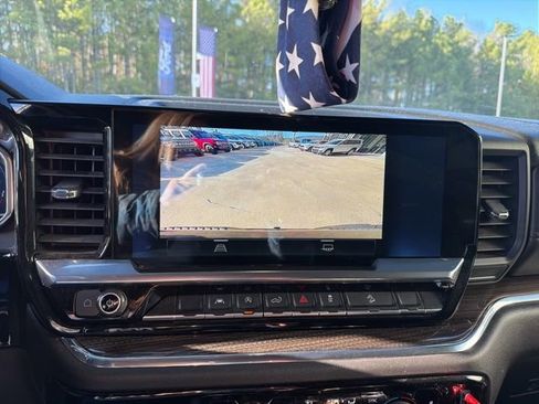 Used 2023 Chevrolet Silverado 1500 RST image 25