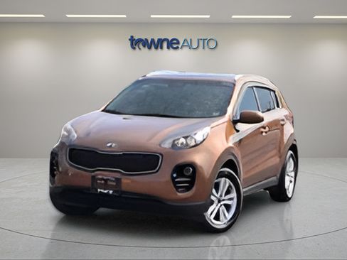 Used 2018 Kia Sportage LX w/ LX Popular Package AWD/4WD image 9