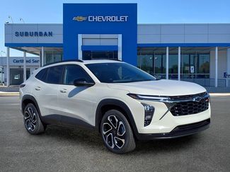 New 2026 Chevrolet Trax RS w/ Driver Confidence Package FWD video 3