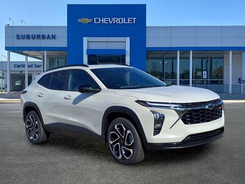 New 2026 Chevrolet Trax RS w/ Driver Confidence Package FWD image 3