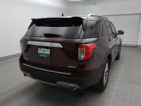 Used 2022 Ford Explorer Limited w/ Equipment Group 301A image 7