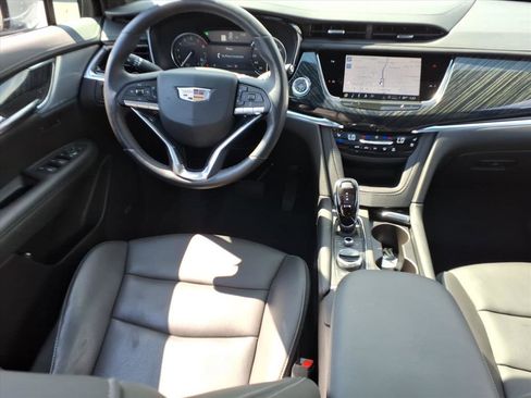 Certified 2024 Cadillac XT6 Premium Luxury w/ LPO, Floor Liner Package image 22