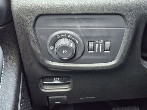 New 2026 Jeep Grand Cherokee L Limited AWD/4WD image 21