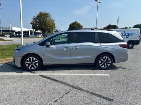 Used 2026 Honda Odyssey EX-L image 4