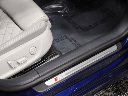 Used 2013 Audi S7 Prestige image 46