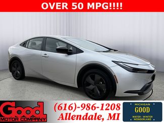 Used 2024 Toyota Prius LE video 1